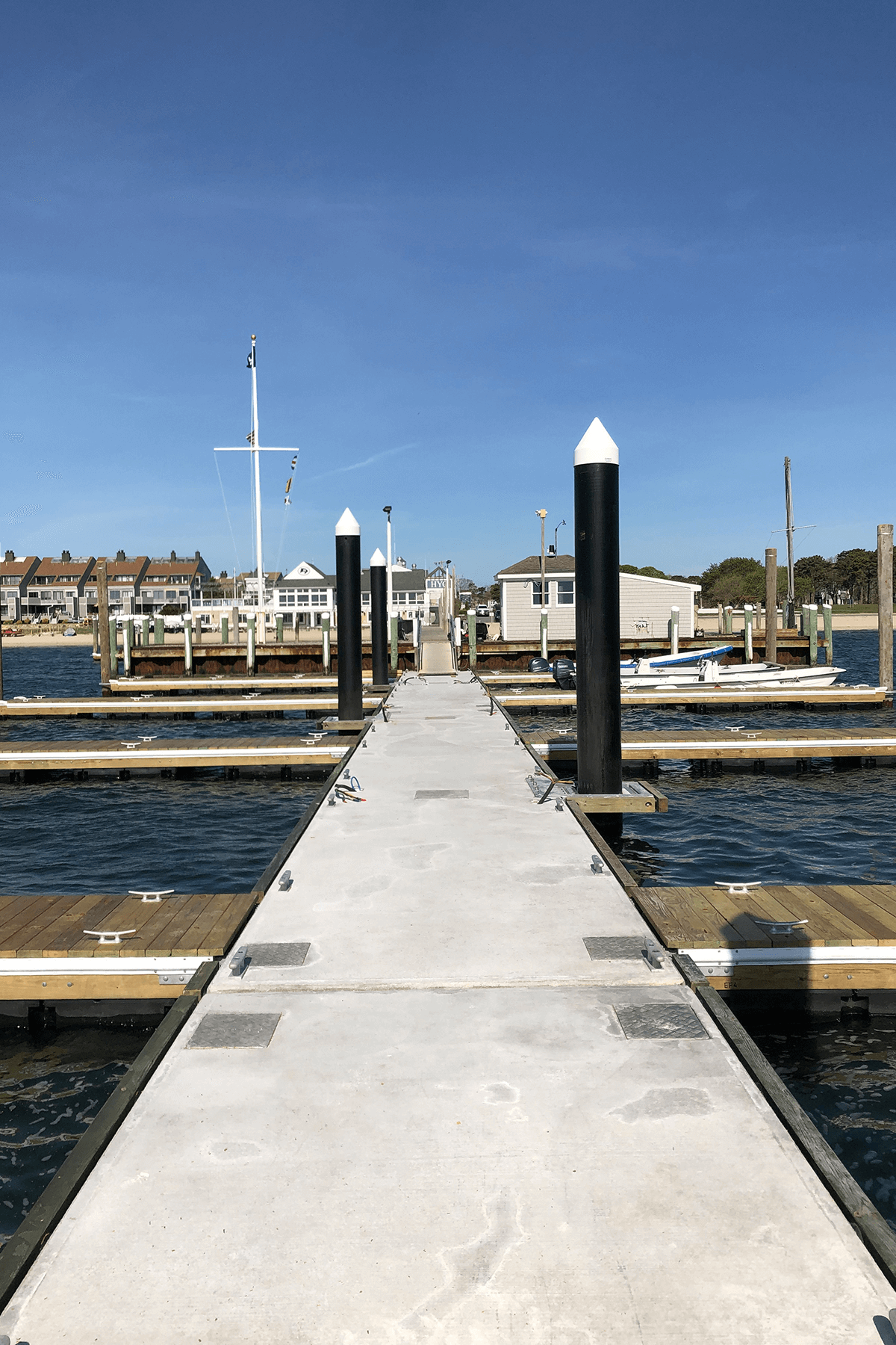 hyannis yacht club jobs